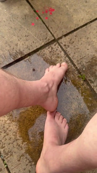 I Piss on My Little Feet