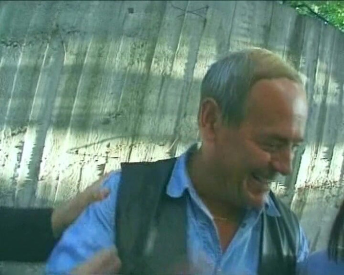 Busty German Sluts: Грудастой немецкой крошке проникли в пирожок на улице