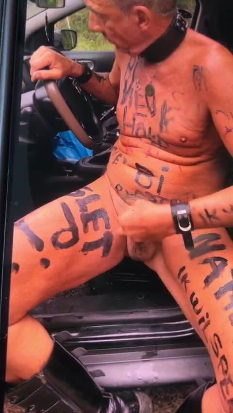 Benb Studio: 绑在树上作为惩罚