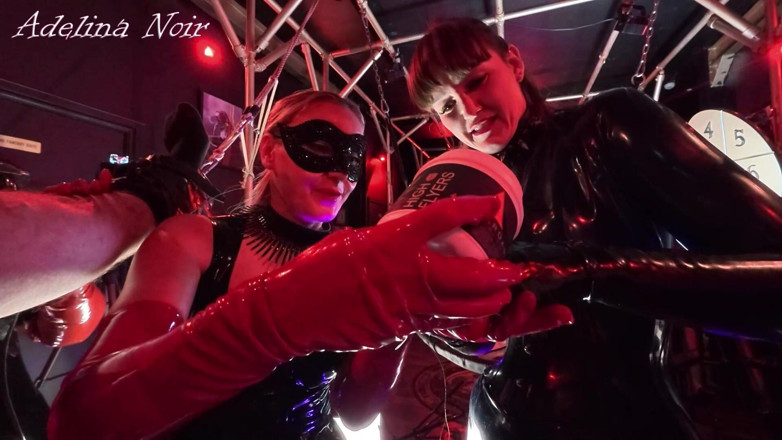 FISTINGQUEEN: Epic! Tripple Anal Fisting by Adelina Noir, Vivien Làmour Mistress...