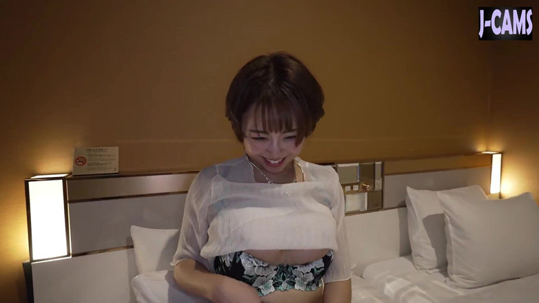 J-Cams: W Crimson Light Mitsuki Maya porusza się jak płomień zestaw...