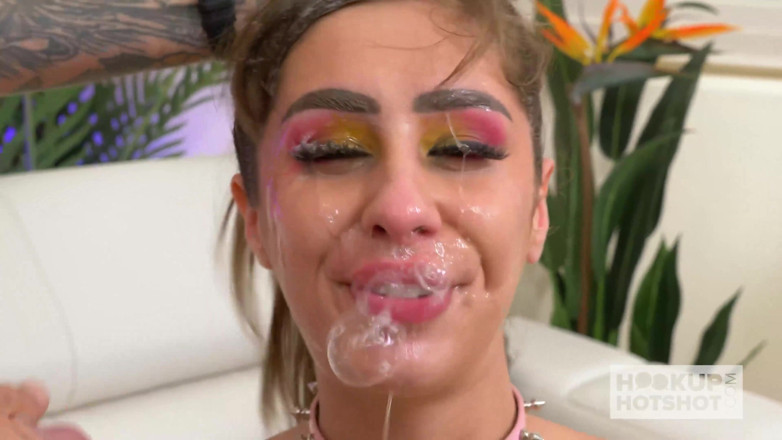 Hookup Hotshot: Slim Slut Tommy King Takes a Raw Anal Fuck Like...