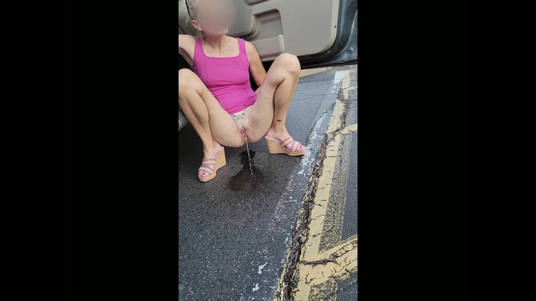 Fantasy Milf: ストリート・ピー1