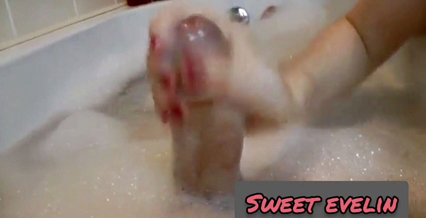 Holly couple: 关于如何用手让大鸡巴硬射精的真正技巧