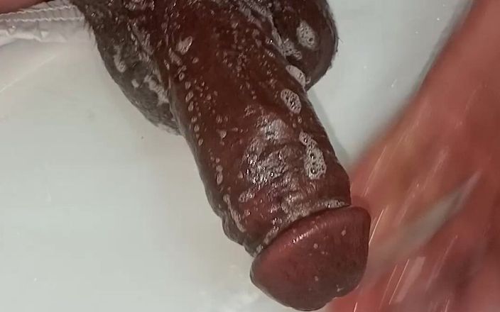 Sexy Boy Ctg: लंड धोना