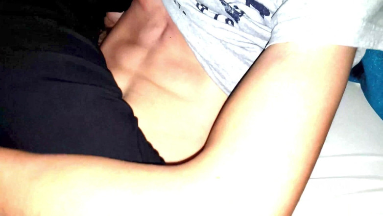 Minhaesposaparaoutro: Maestra Obsesionada Adicta a Estudiantes Vírgenes De 18 años Le Ruega...