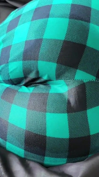 Je Suis Revenu Excité D’une Soirée Pyjac Et Squirte Dans Mon Pantalon Avec Un Gros Jet De Ma Chatte