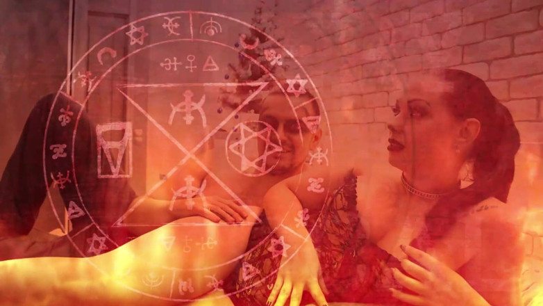 Goddess Misha Goldy: God Don't Loving You! Don't Celebrate the Christmas!