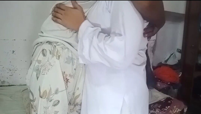 RIMSHA: 巴基斯坦辣妹勾引印度老师