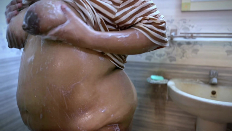 Your Boy's Cum: Bada dodh wali cacci - tante seksi india dengan pantat bahenol...