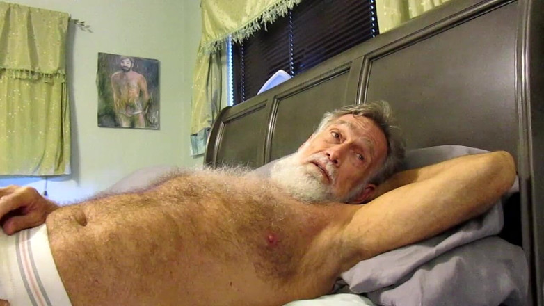 Mr hairy gardener: Papà con sospensore