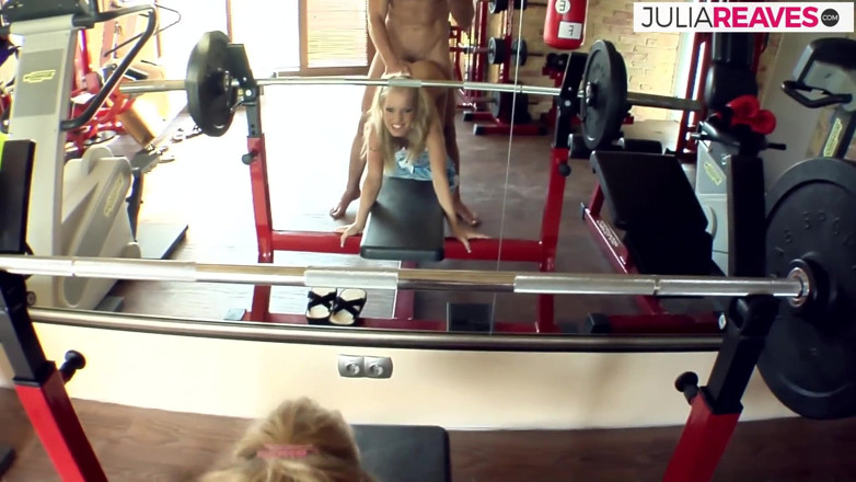 Cum Dorado: Blonde enjoys bouncing tight pussy on a huge cock
