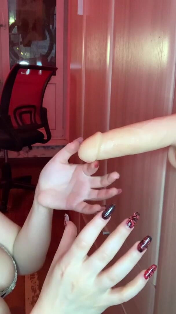 Your Sexy GF: I give a juicy blowjob to a rubber cock watch...