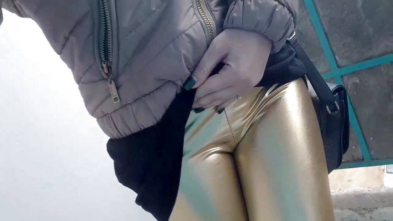 Putana dreams: Chůze a hraní s kundičkou sólo amatér