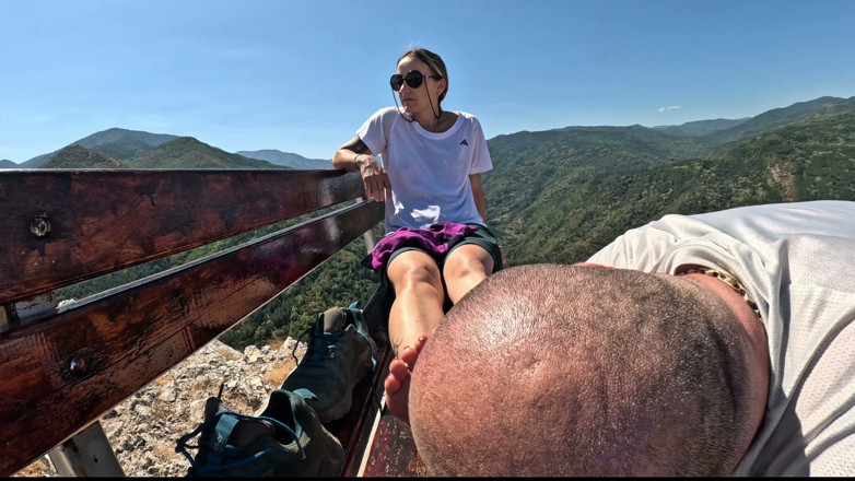 Mistressyammyboots: Controllo Della Padrona: Conquistare La Cima Della Montagna a Piedi...