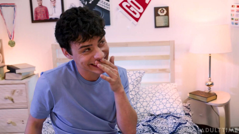 Heteroflexible: Heteroflexible - la vendetta birichina del ragazzo Asher Day seduce Christian...