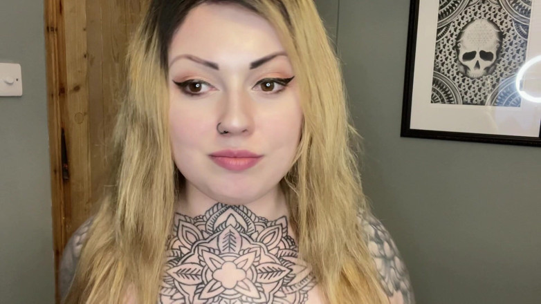 Miss Valentina: Fii sclavul casei mele