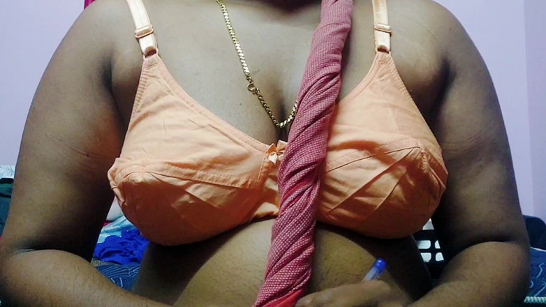 Desi Mohini: Hete seks van de stiefmoeder van mijn vrouw Mohini - hardcore-seks