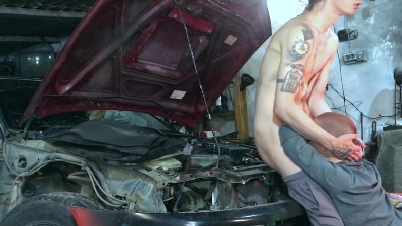 Vilu_and_Mi: Sexy Mechanic Vilu Vidish Gets Pounded Toyota Ae101
