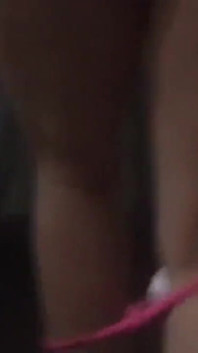 Hrát si s obrovským zadkem mé blondýny