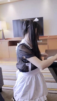 Modelmedia Asia - pembantu rumah saya yang bertetek besar seksi akan mengucapkan kata-kata kotor untuk menggoda saya setiap hari