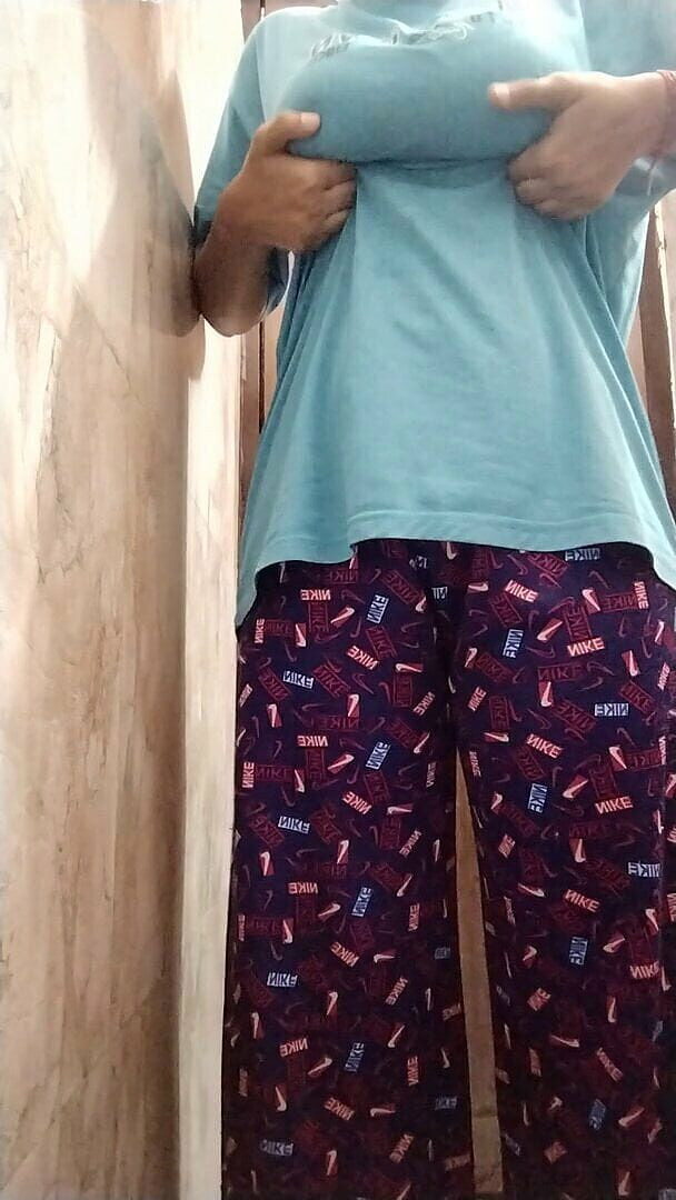 Riyathakur: Quente namorada indiana fez este vídeo para mim