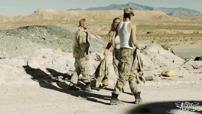 Trans Angels: Trans Angels - Jessy Dubai testează Recrutarea Casey Kisses, Phoenix Marie,...