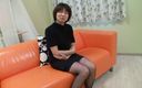 Japan Lust: Une Japonaise mature en extase totale pour un creampie