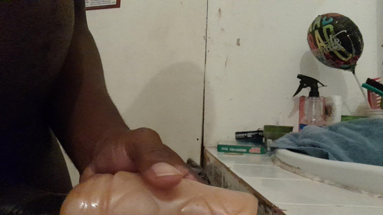 Islandvibes69: Jerking off S12 Ep3