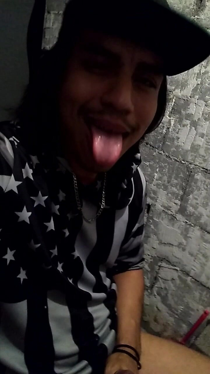 AlexAlejandro13: 틱클드 스플래시