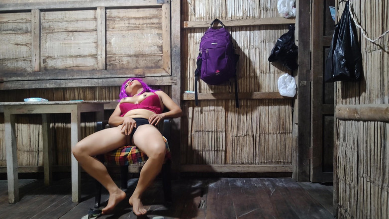 Martin13: エキゾチックな継母が熱意を持ってアダルトコンテンツの世界に足を踏み入れる