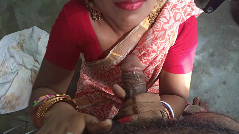 FireeCouple: 부엌에서 보지를 따먹는 하인의 자지를 받은 마담! 힌디어 음성으로 인도 XXX 포르노