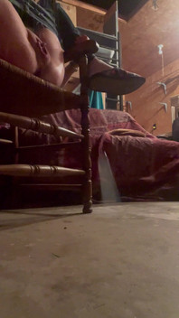 Water Cleanse, About to Burst and Bathroom Occupied. Mmmm Watch Me Relieve Myself in Cold Shed, Now I’m Super Aroused!