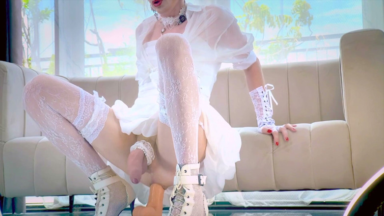 KiraFri: งานแต่งงานสุดอลังการ ควยใหญ่ผิวดํา Sissygasm