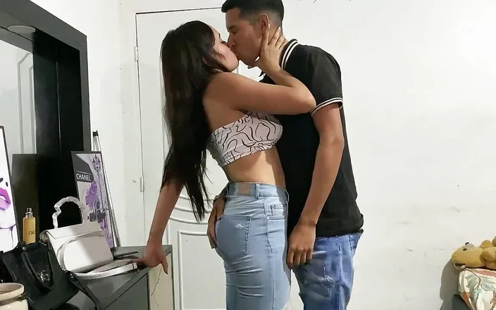 roxani: I Fuck My Stepsister Before She Leaves with Her Party...