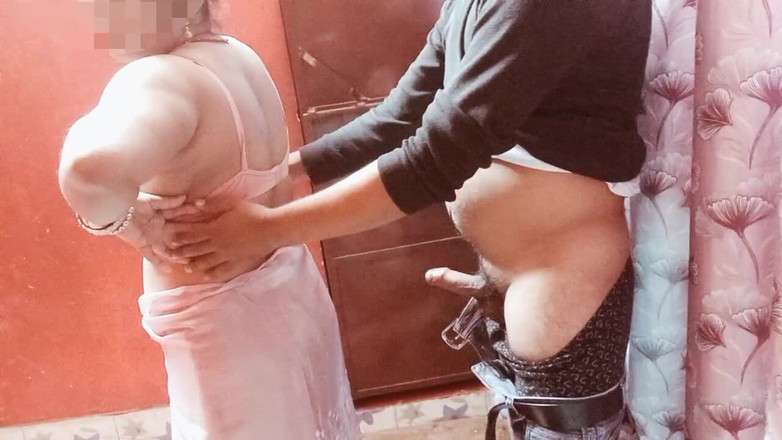 Manjushukla: Bhabhi India yang sangat cantik dihisap.