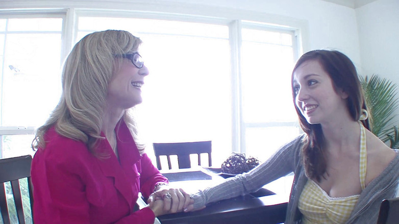 Lesbian Illusion: Lízej mi zralou kundičku