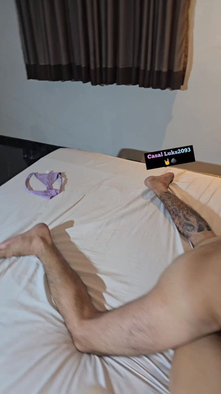 Luks2093: 寝取られからの助けが大好きな、大きくてセクシーなペニスを持つ新しい友達。