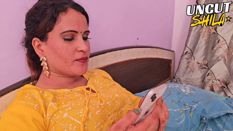 Uncut Shila: Peituda indiana tira saree e fode duro com o Garoto...