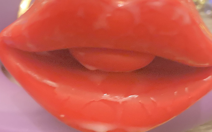 Lady Rae: Новое предупреждение о секс-игрушке