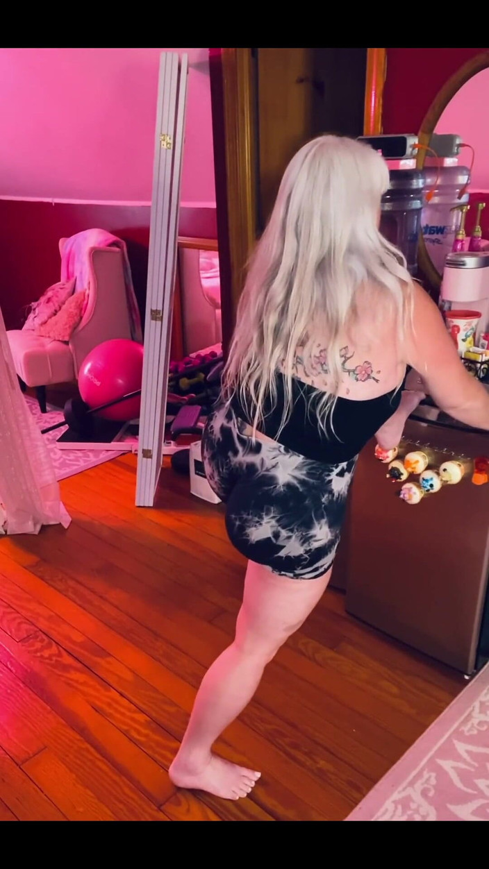 PaintedRose: Sexy lieve domme stretch Ik wed dat je een van...