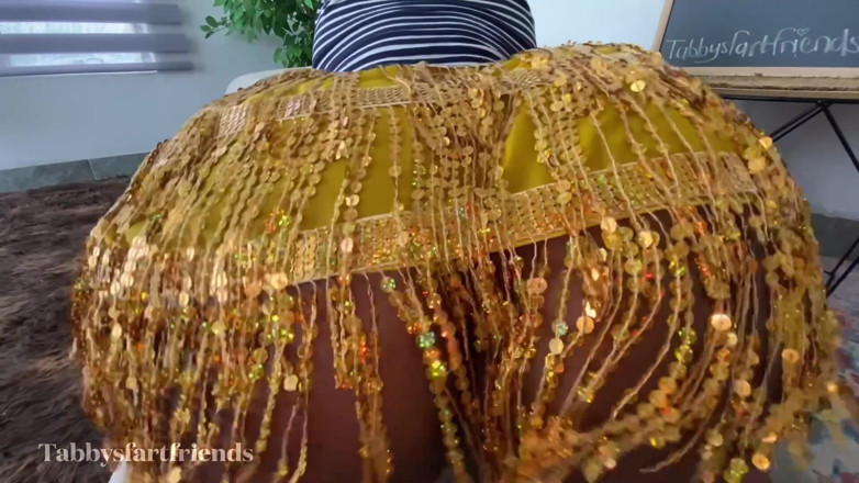 ChokoAndAmarula: You Never Thought You’d Be a Fart Sniffer