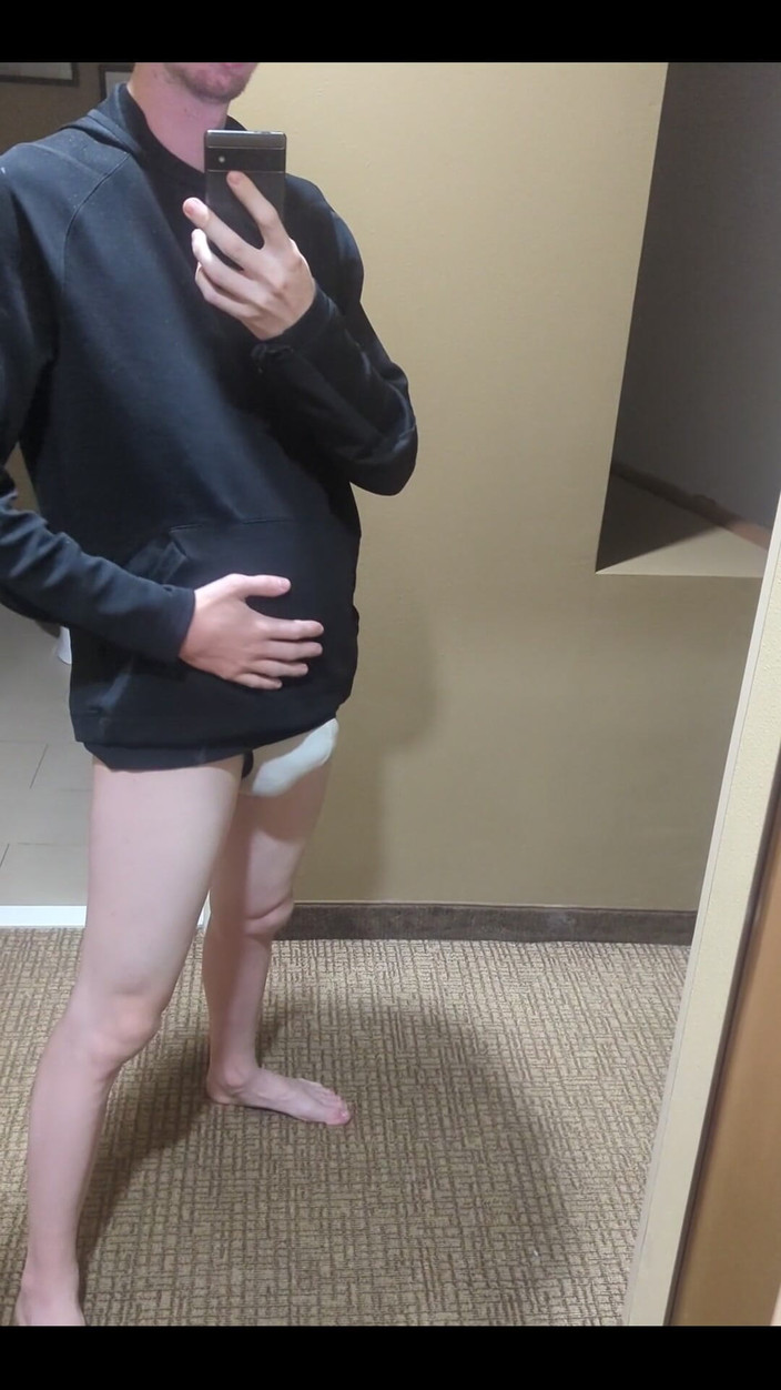 ElementX1018: Kontol nggak bakal memujimu untuk nyepong kontolmu!