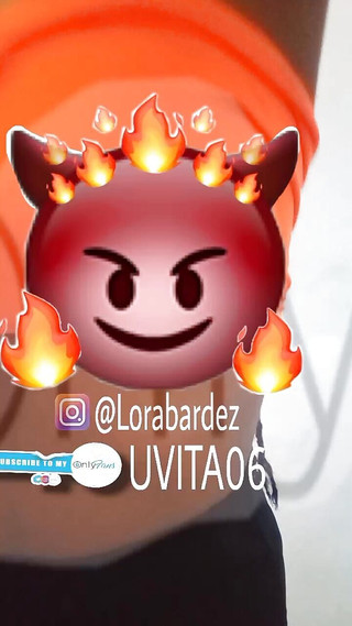 Delicious open butt: Una mora incredibile che si cambia i vestiti guarda quanto è...