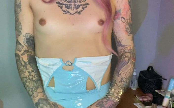 Emma Ink: The tattooed Barbie jerking off for you