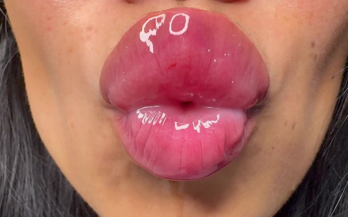 Asmr_mouth: Білі сперма в якості мого lipgloss