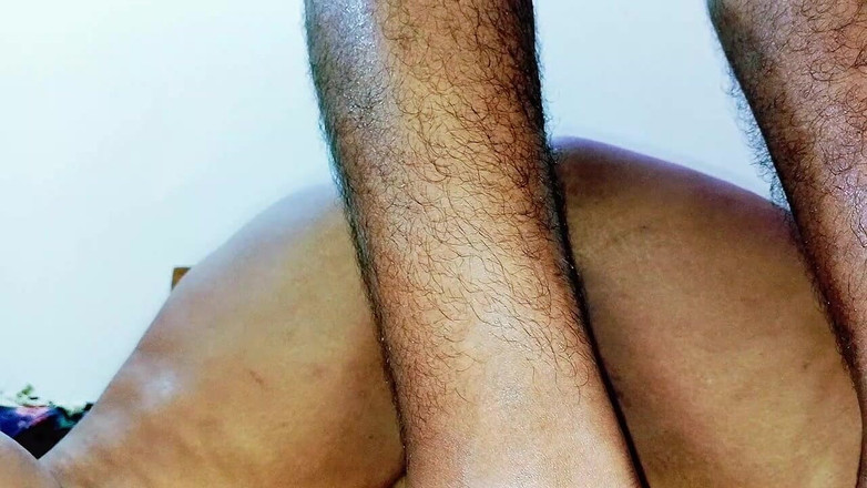 Morjenabb: Ngusas anal pertama kali, ngentot habis-habisan dan buru-buru