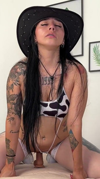 Heißes cowgirl reitet meinen schwanz, bis ich trocken werde - WICHsanleitung, mit mir zu kommen