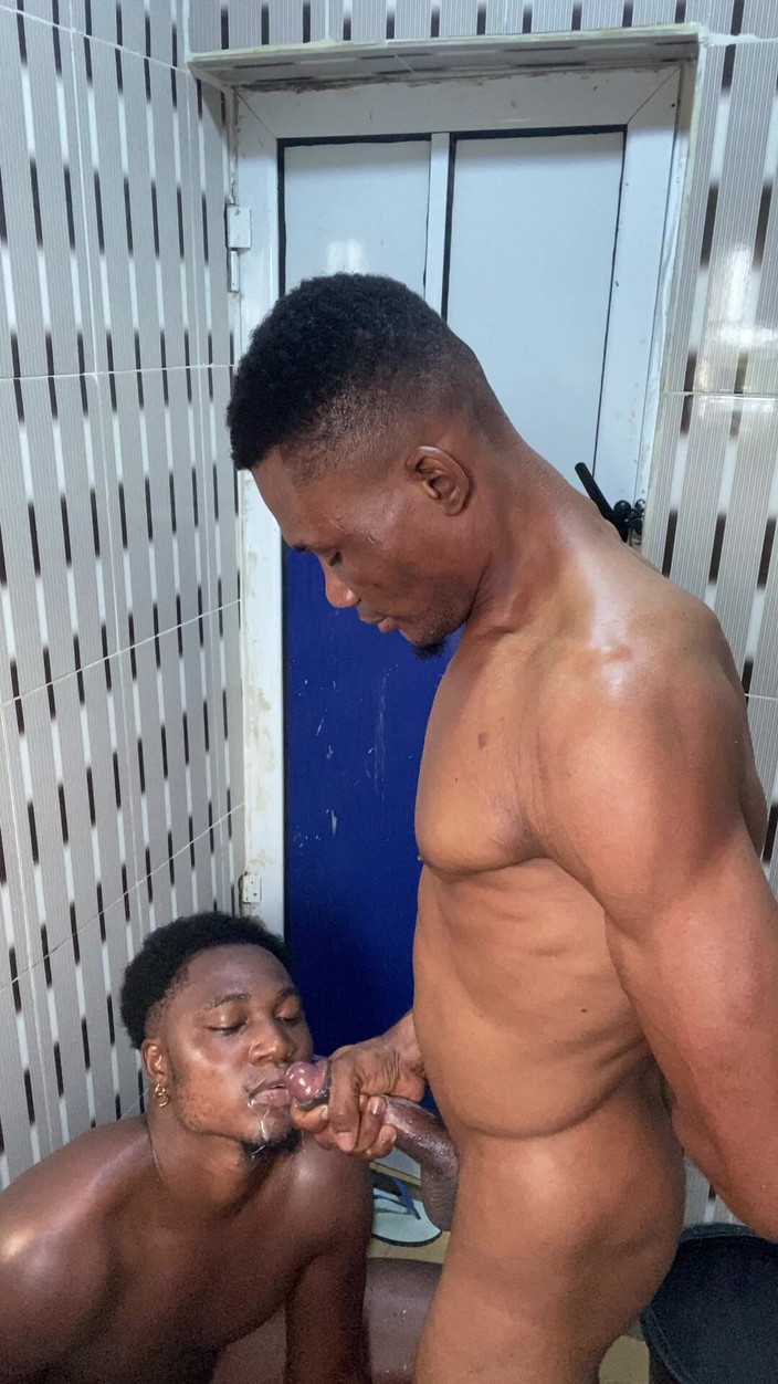 Dverse: Homies需要一些鸡巴并得到了一个很好的鸡巴