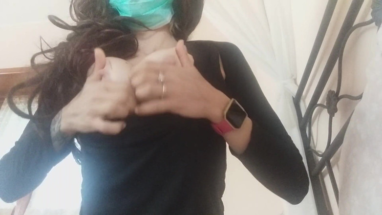 savannahamatoriale: Nurse with big nipples!